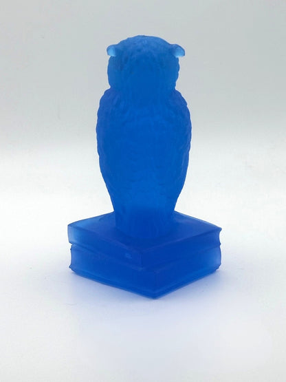 Westmoreland Art Glass Wise Ole Owl figurine in blue milk glass with detailed vintage craftsmanship