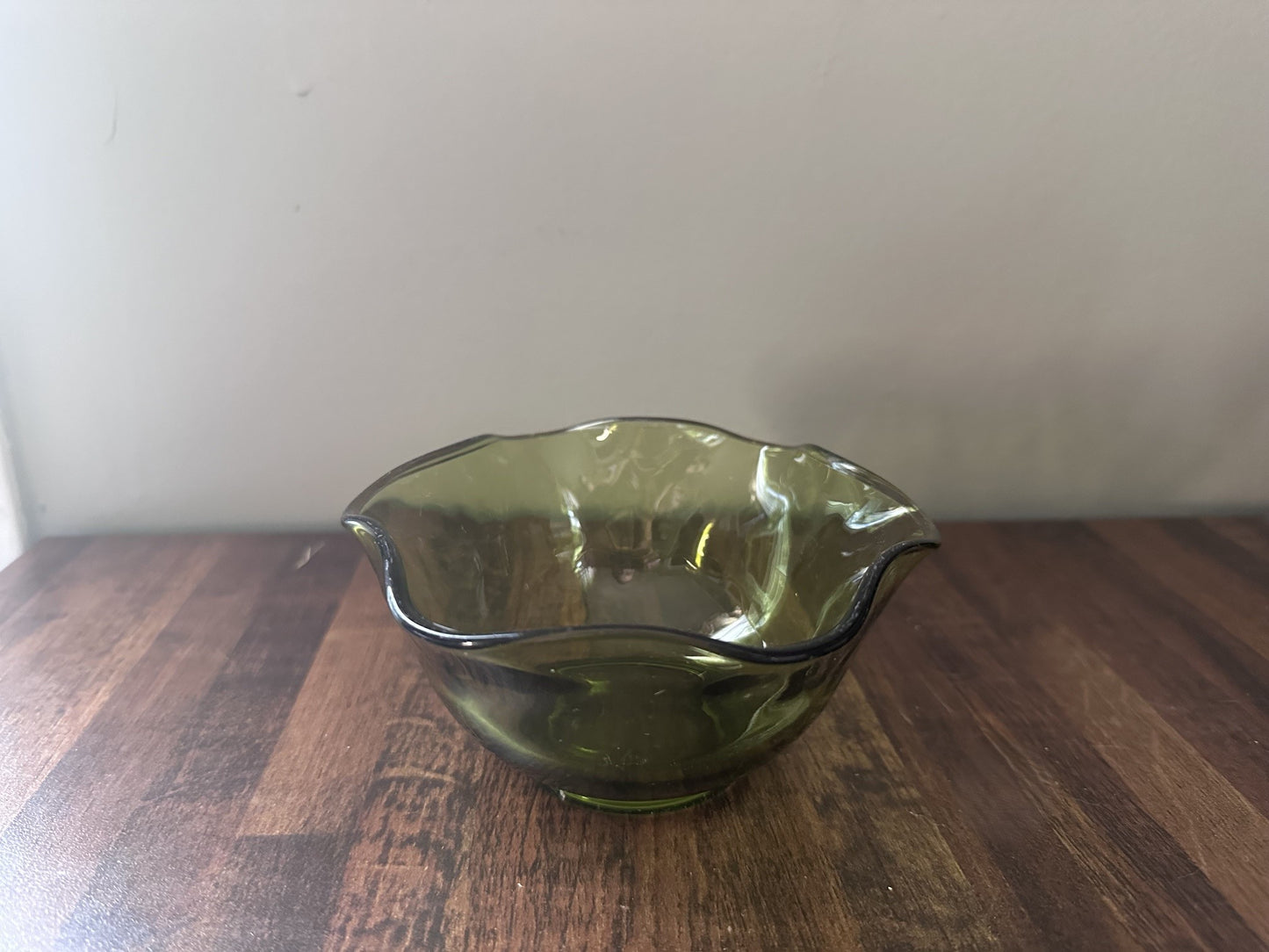 Vintage Avocado Green Glass Bowl with Wavy Edge