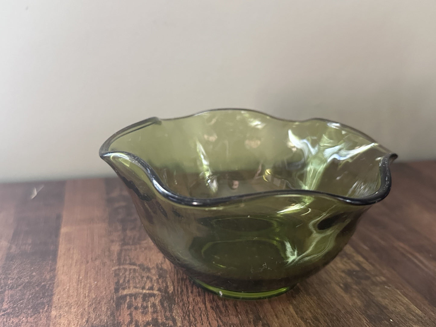 Vintage Avocado Green Glass Bowl with Wavy Edge