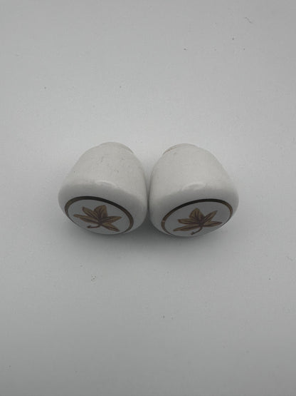Vintage 1980's Maple Leaf Knobs, set of 2